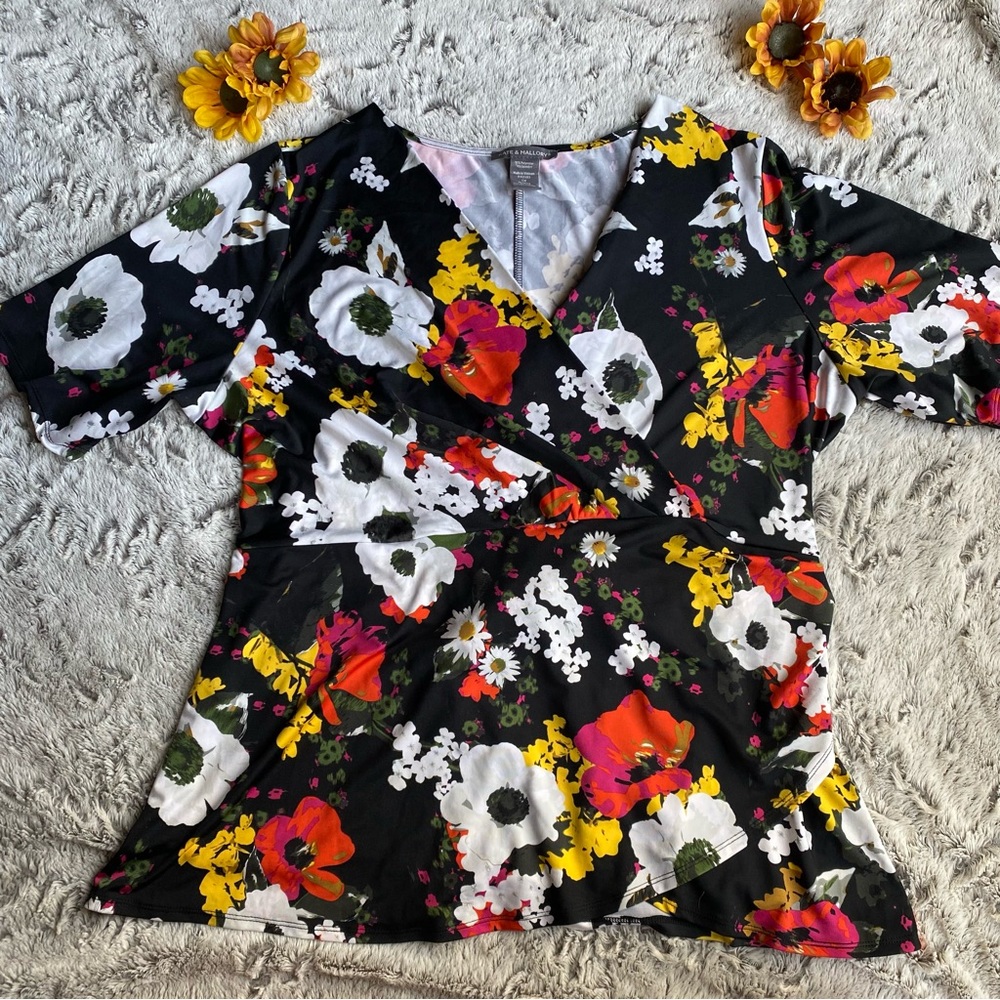 Kate & Mallory Black Floral Print Faux Wrap Top Size 1X Part of Two Piece Set